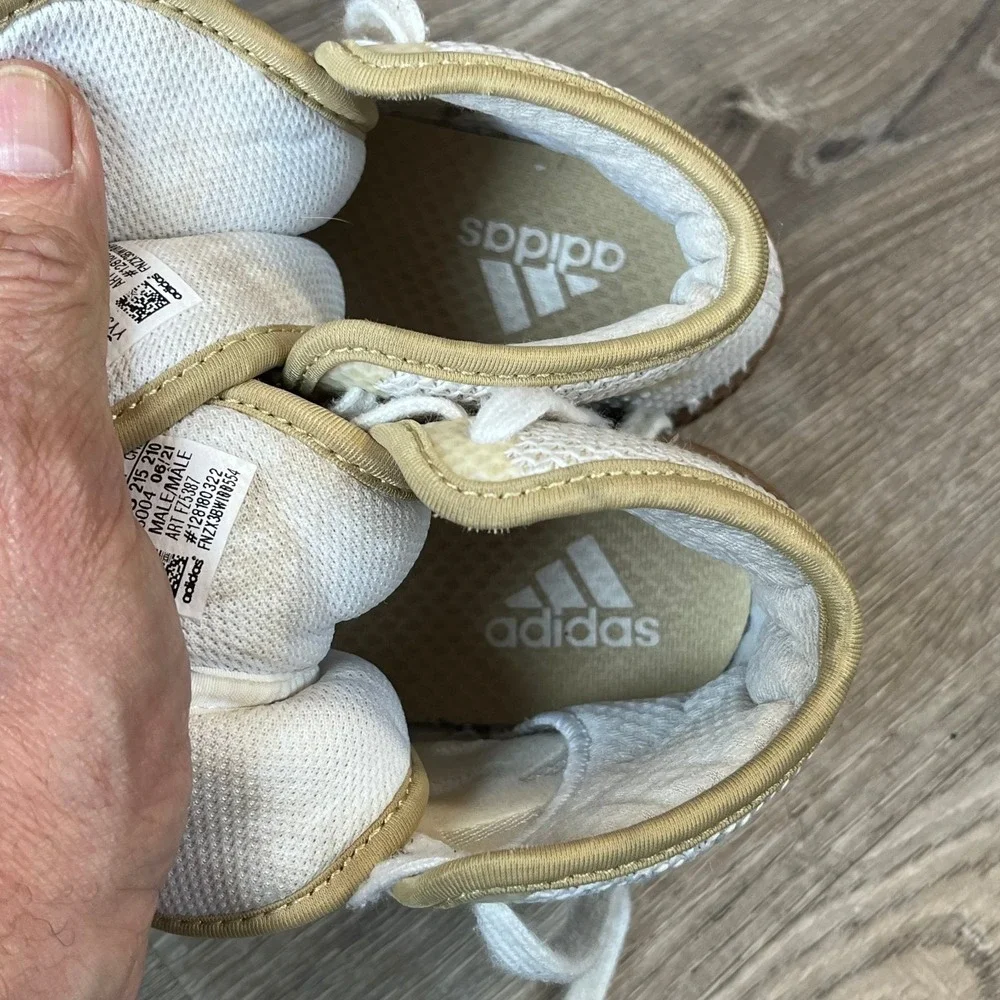 Adidas‎ Tech Fall 2.0 Wrestling Shoes White Vegas Gold Youth 3 UK 2.5 EU 35